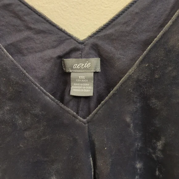 Aerie Navy Velvet Cropped Ruffle Tank - Picture 3 of 6